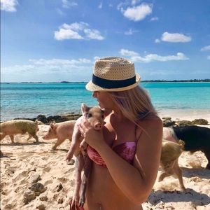 Meet your Posher, Amy